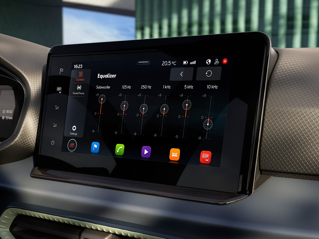 Detailaufnahme des 9,2 Zoll Navigationssystems des SEAT Arona mit dem SEAT Premium Soundsystem.