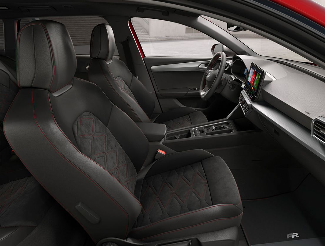 Seat Leon Sportstourer Innenansicht mit Sitzen 