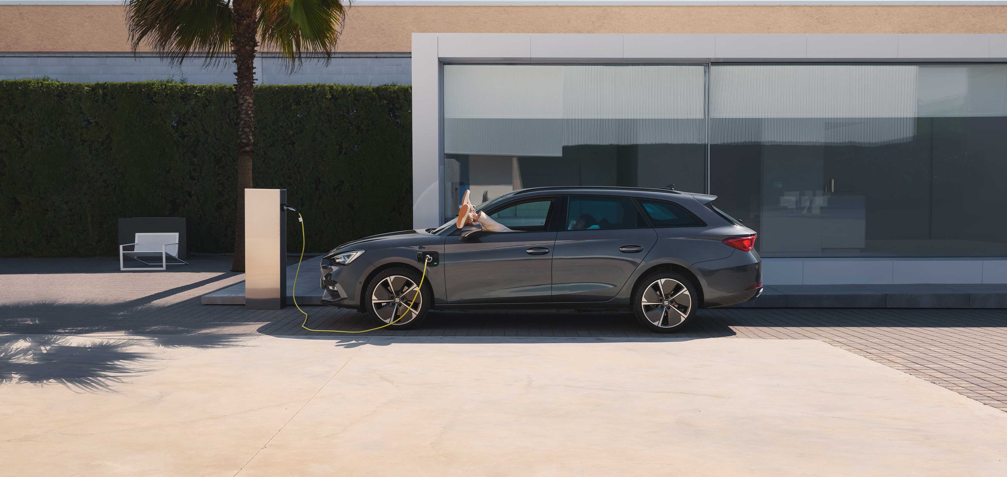 SEAT Leon Sportstourer e-HYBRID | SEAT