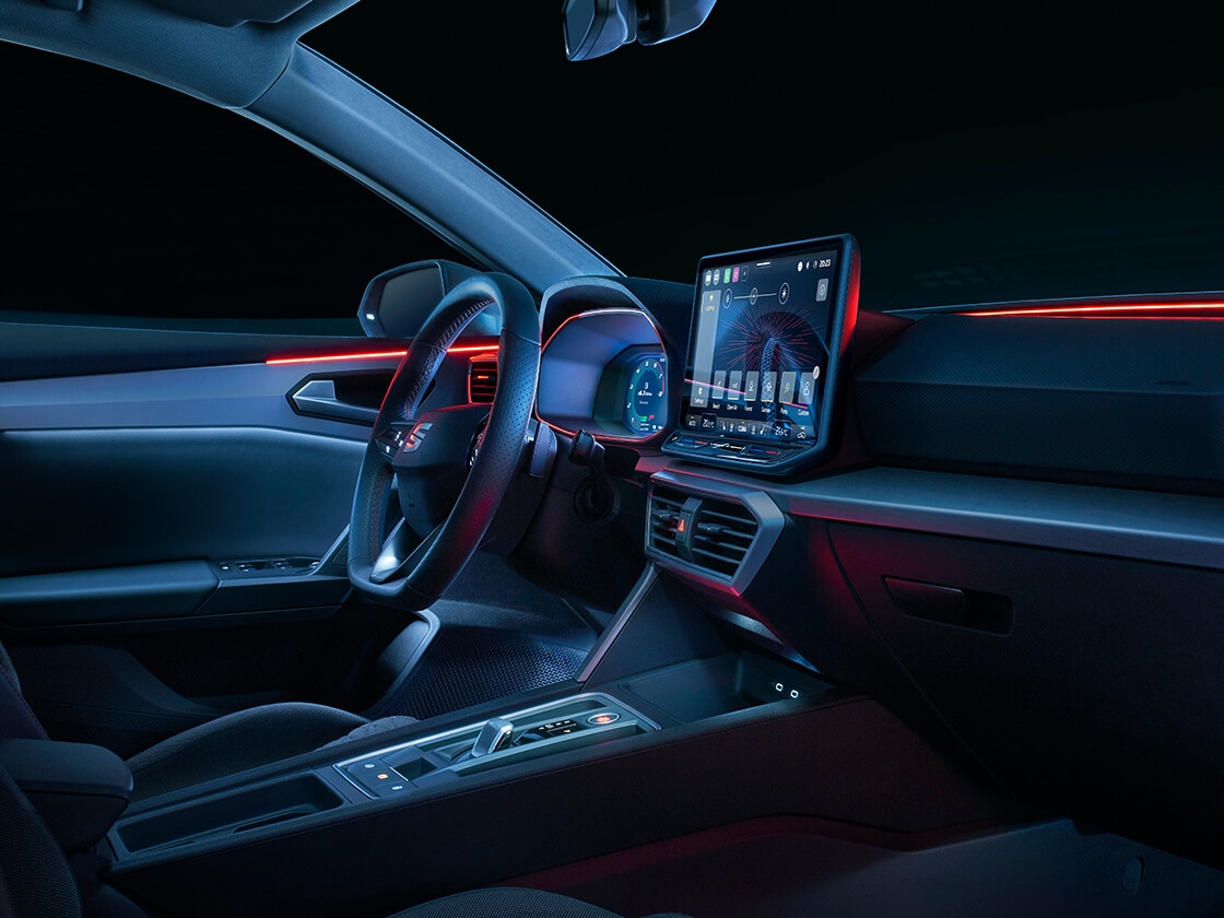 Detailaufnahme der Inneneinrichtung des SEAT Leon Smart Ambient Light. 