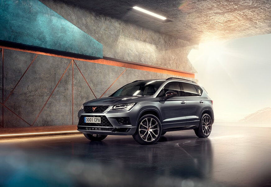 CUPRA: Eine neue Marke ist angekommen - ein CUPRA Ateca Auto | SEAT