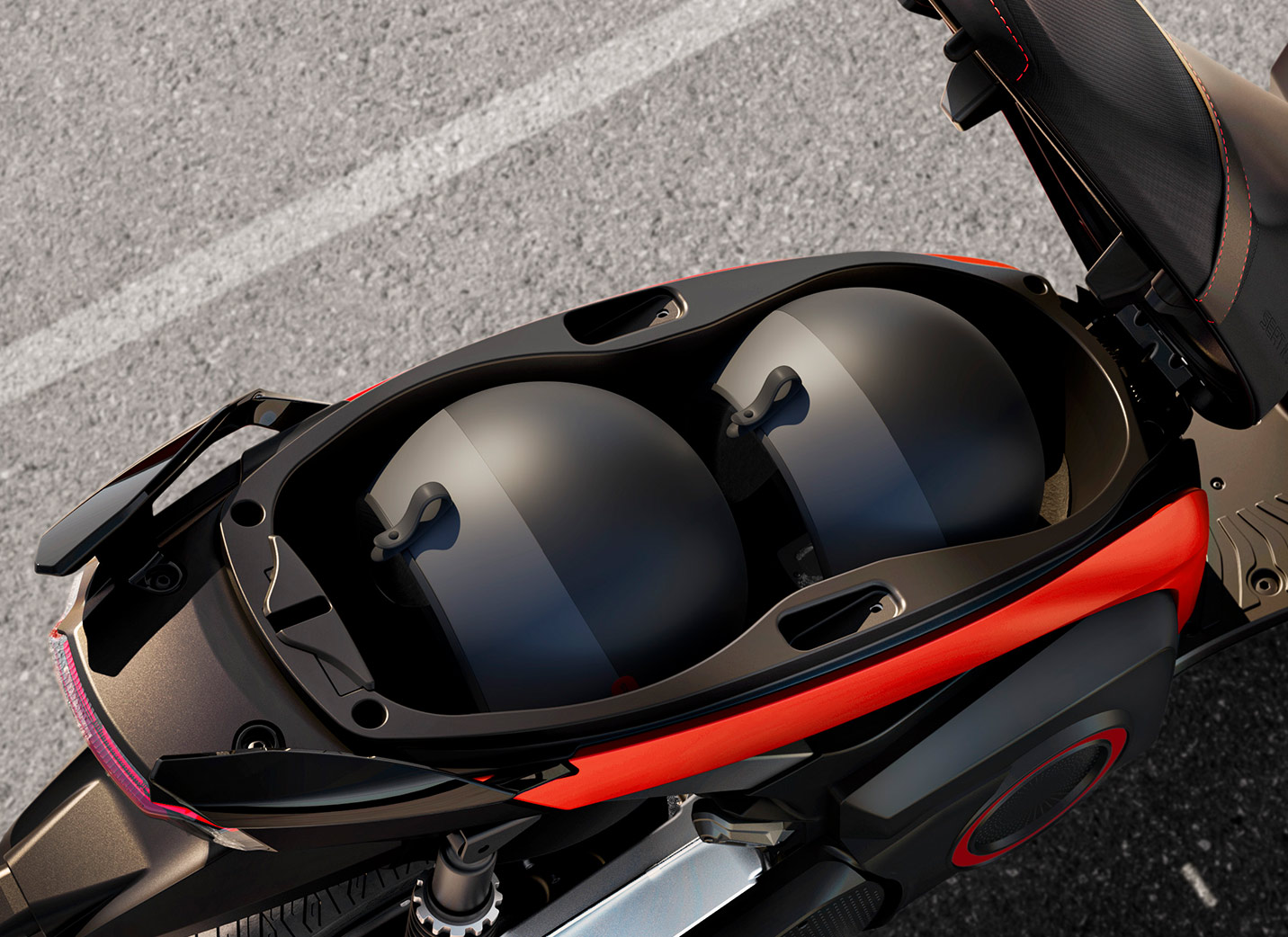 SEAT MÓ eScooter125 two helmets space electric motorcycle top view